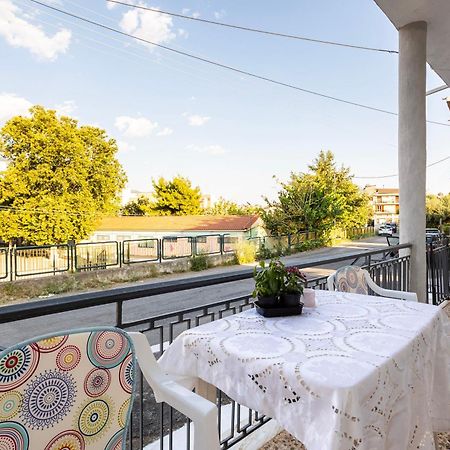 Kalamata'S Sunny Retreat Near The Historic Center Esterno foto
