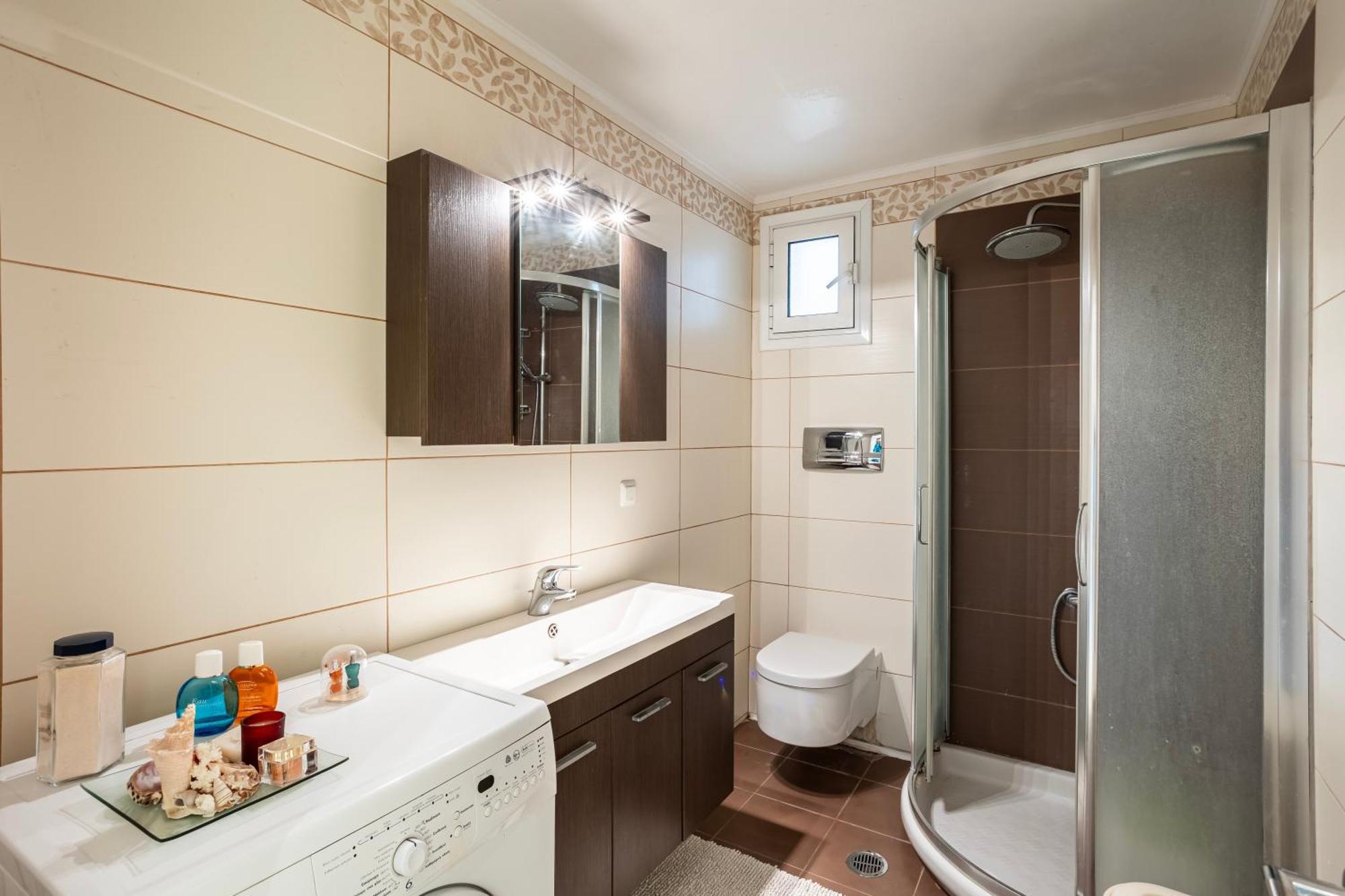 Kalamata'S Sunny Retreat Near The Historic Center Esterno foto